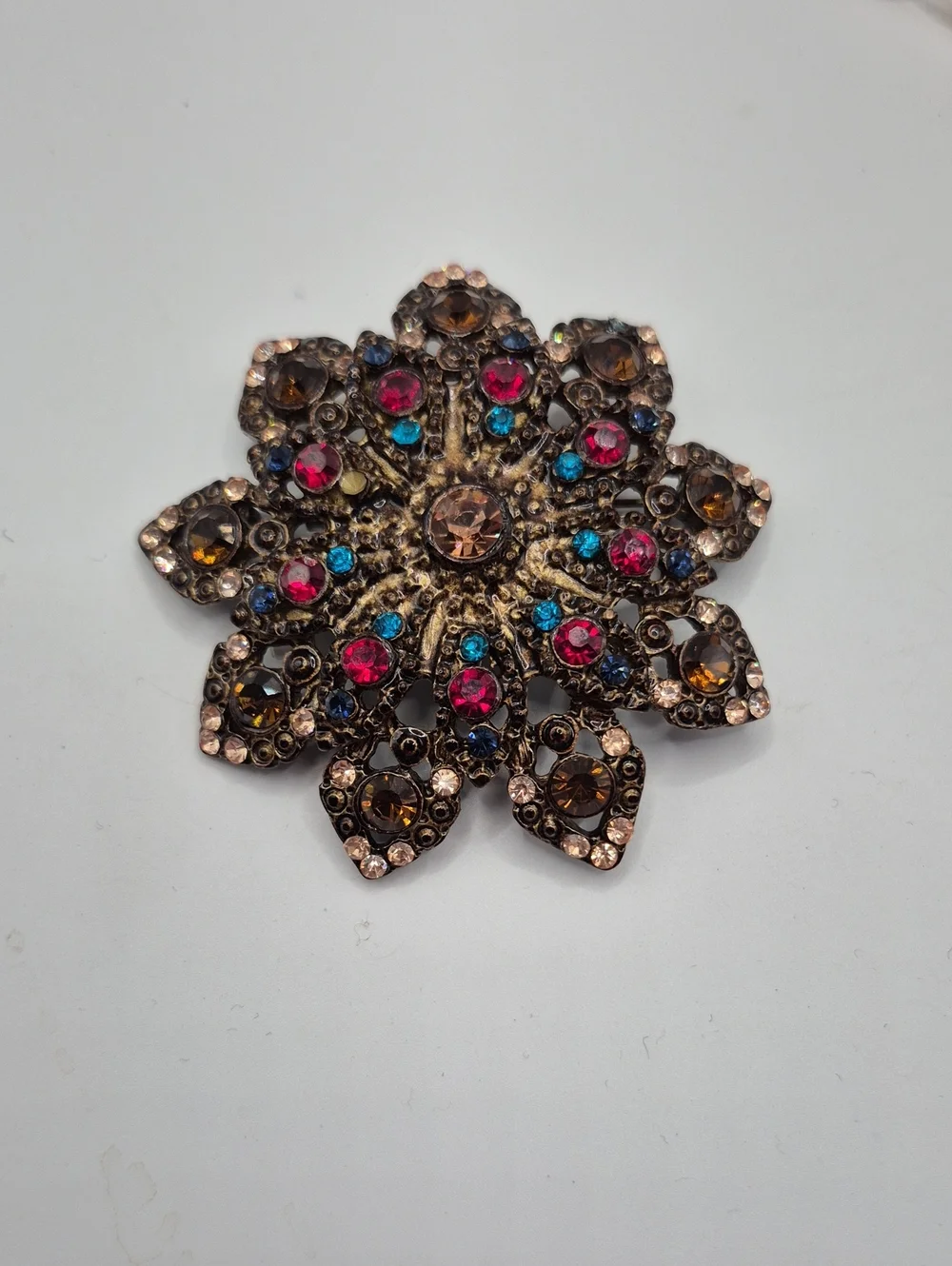 Elegant Pin Brooches